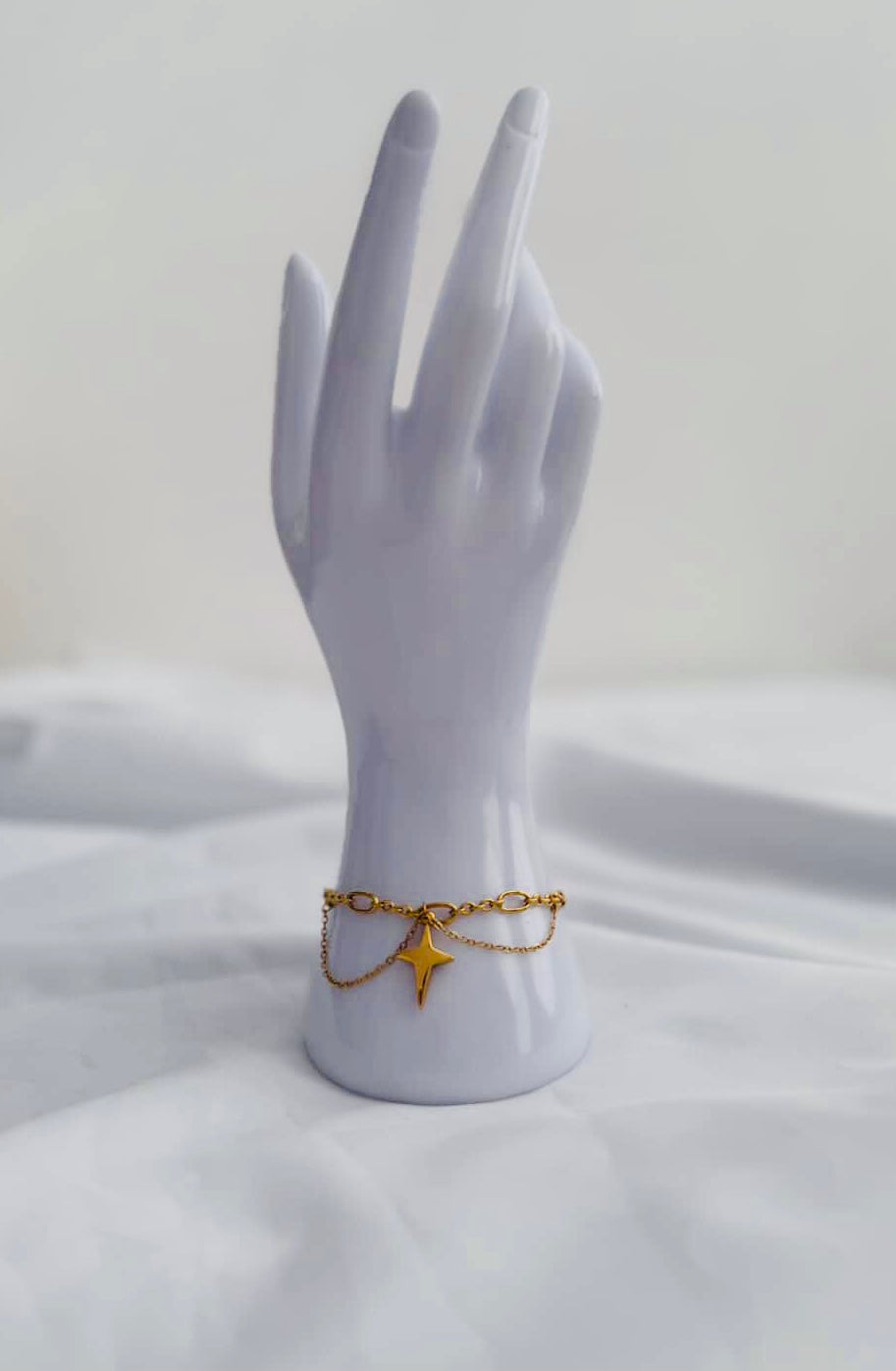 Pulsera de doble cadena.